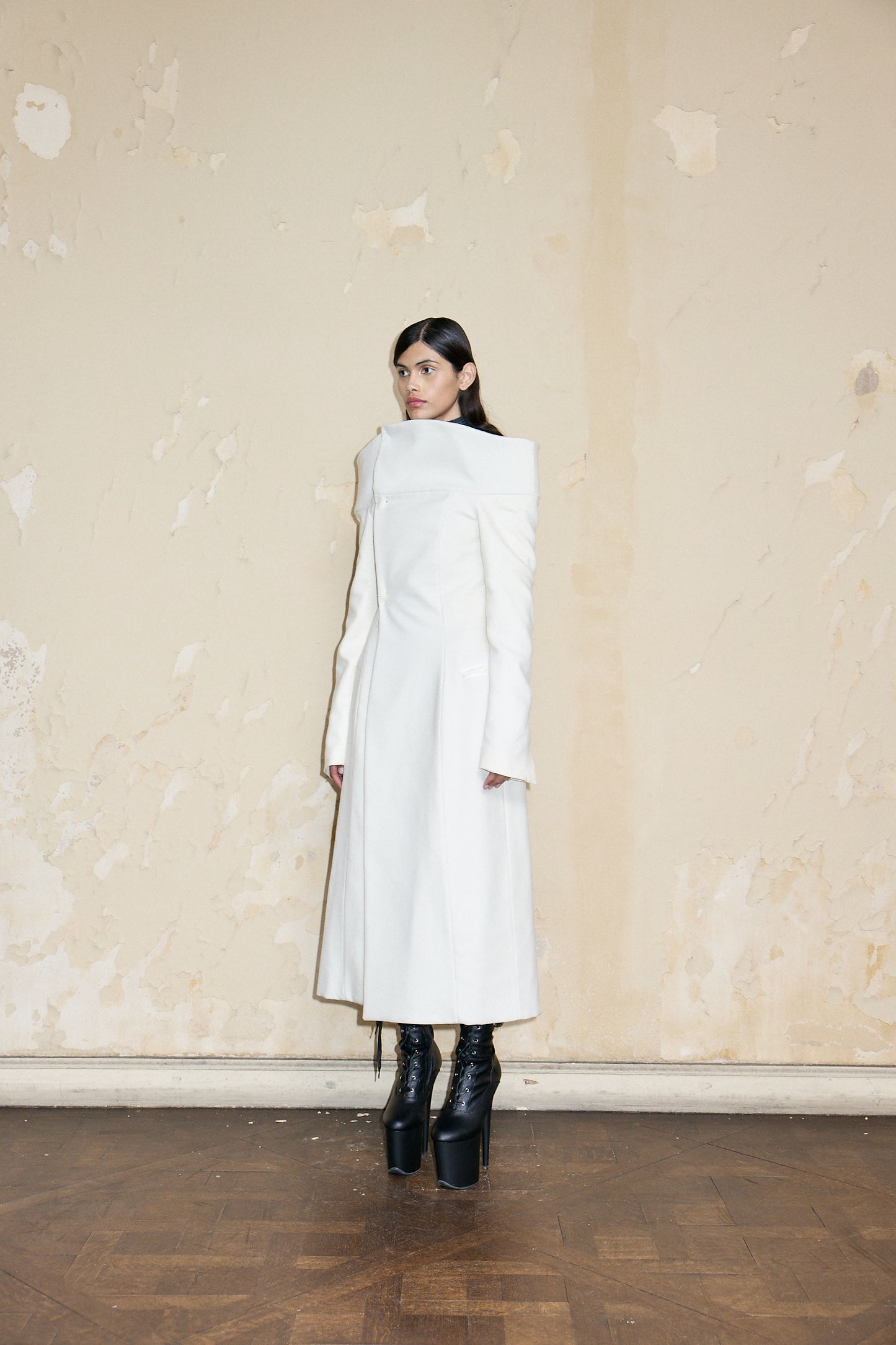 TRIUNVIRATO COAT - 𝙗𝙧𝙞𝙙𝙖𝙡