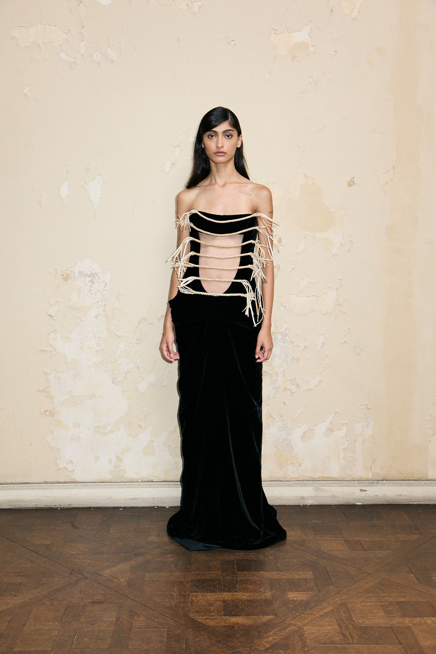 SEIS TIENTOS DRESS - ๐๐๐๐๐ค ๐ ๐ฅ๐๐๐๐๐ค