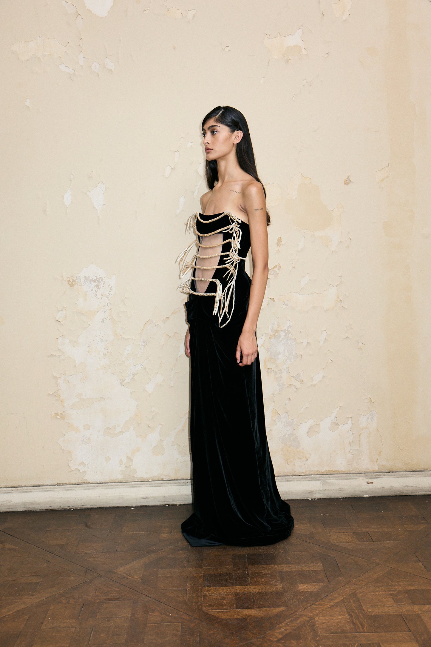 SEIS TIENTOS DRESS - ๐๐๐๐๐ค ๐ ๐ฅ๐๐๐๐๐ค
