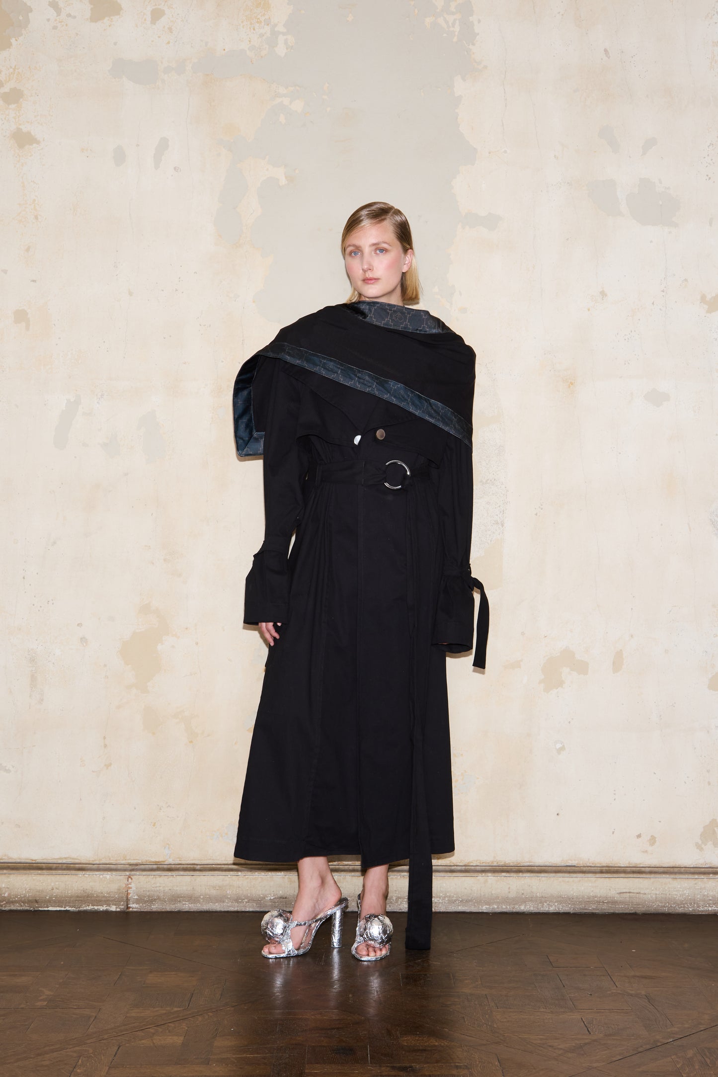 PAUNERO TRENCH BLACK *PRE ORDER*