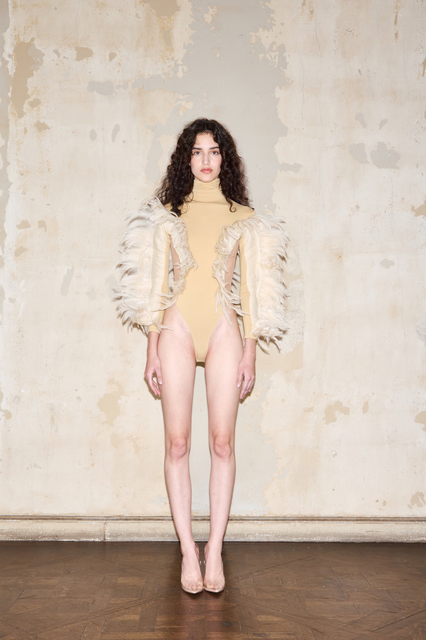 BODY PRADO BEIGE *PRE ORDER*