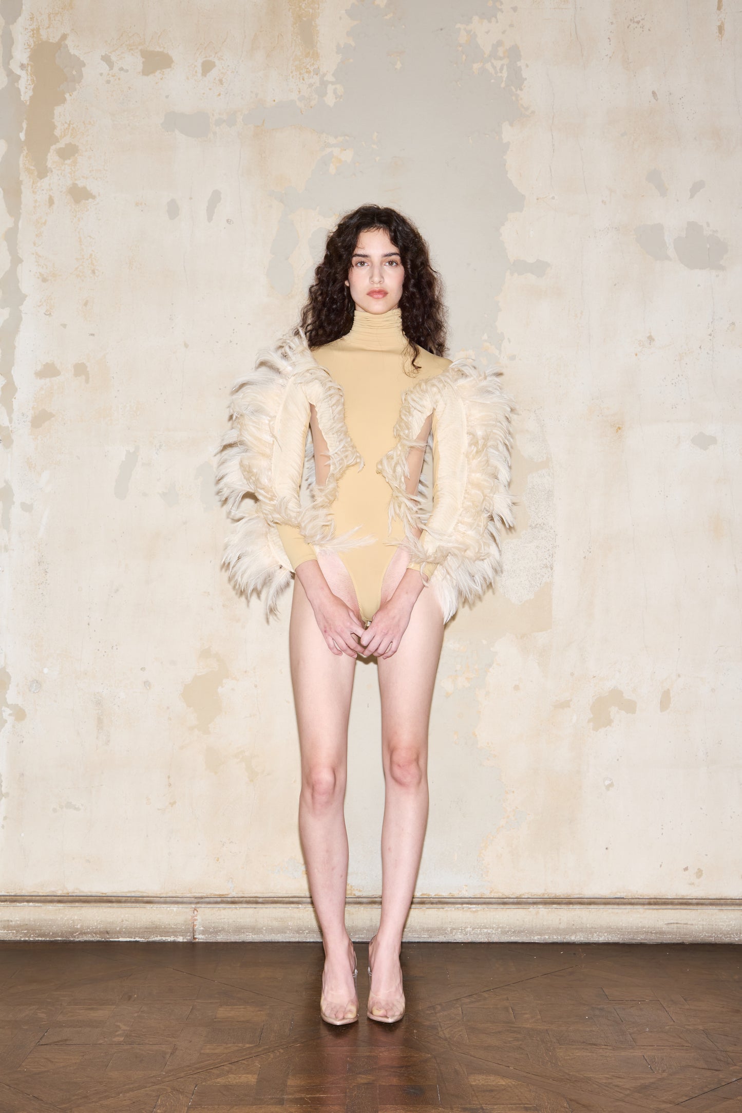 BODY PRADO BEIGE *PRE ORDER*