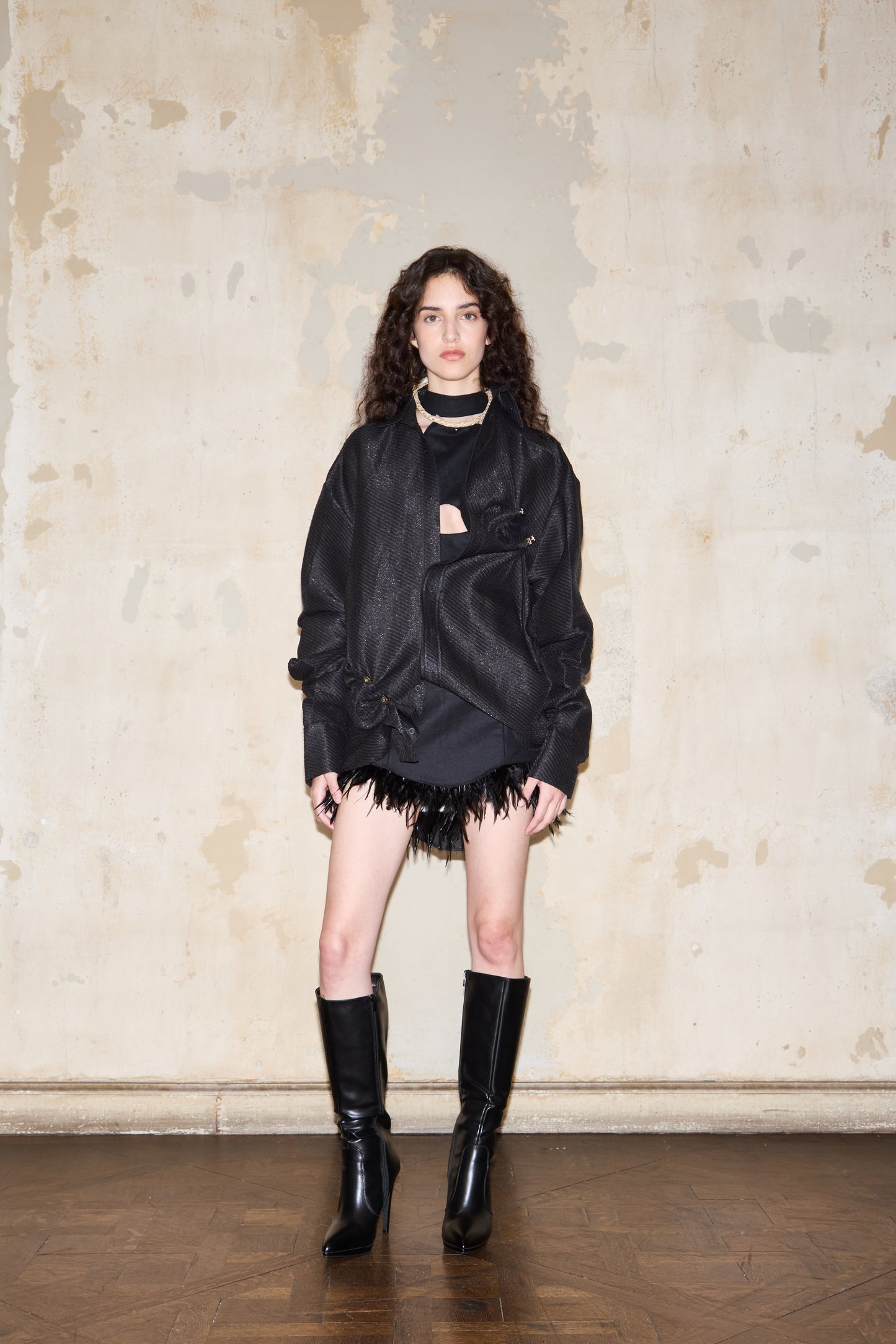 SARAVIA SHIRT NEGRA