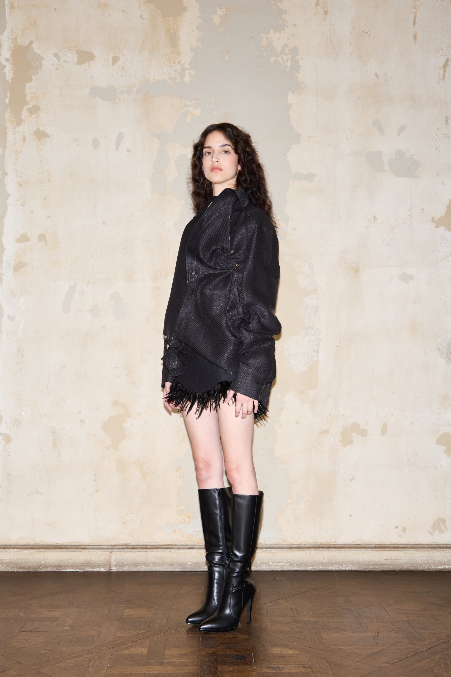 SARAVIA SHIRT NEGRA
