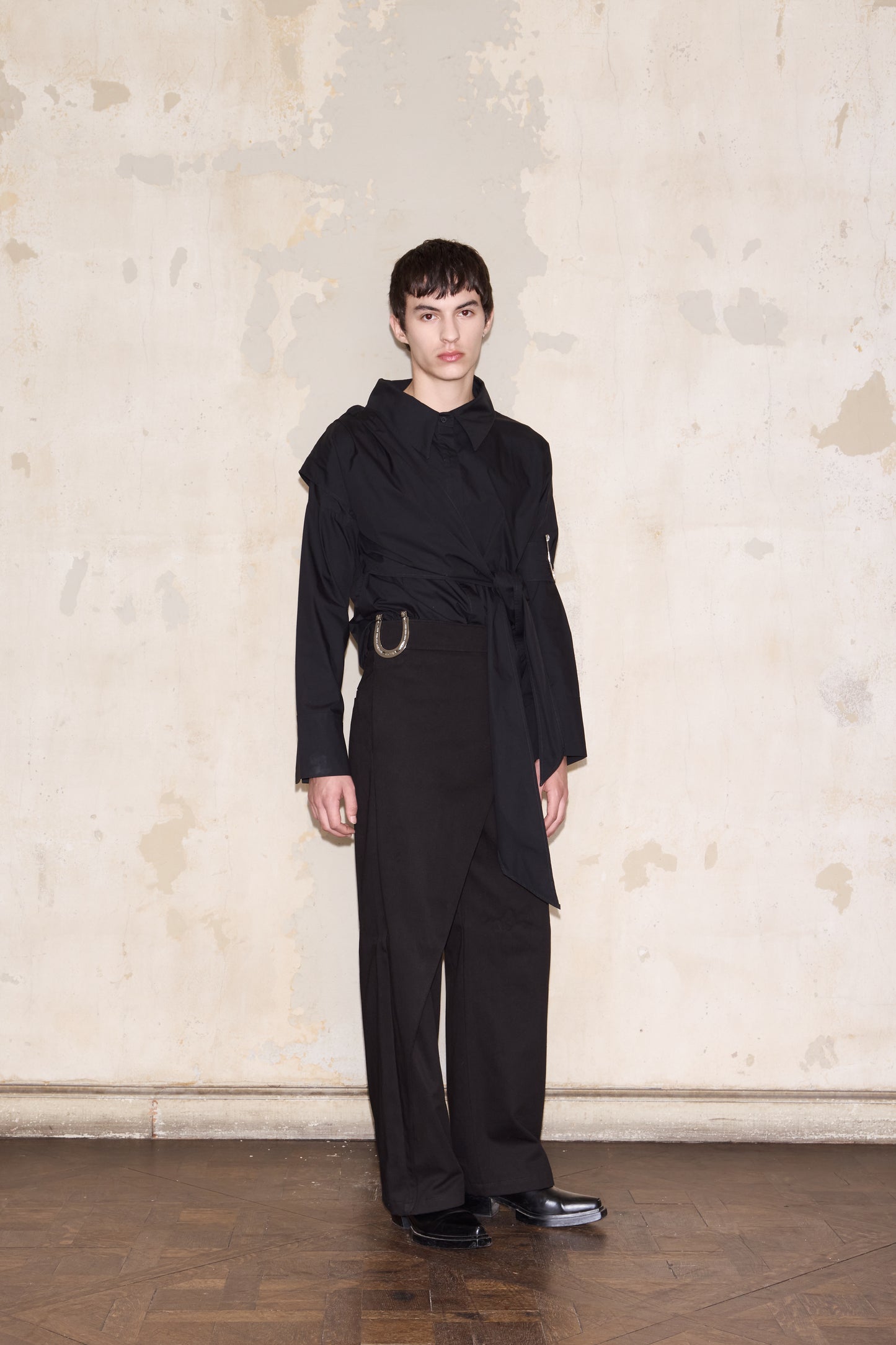 BENCICH BLOUSE NEGRO