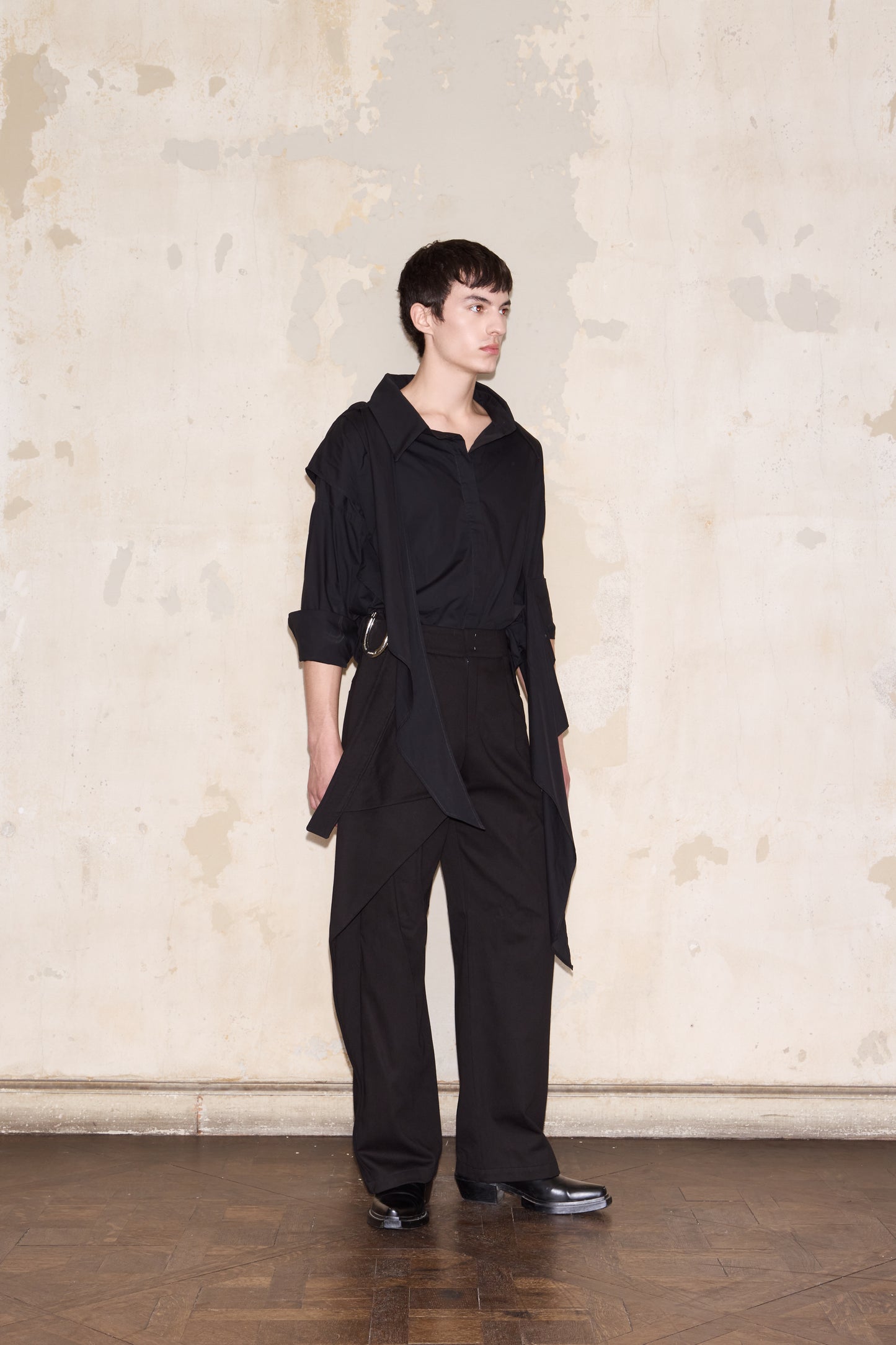 BENCICH BLOUSE NEGRO