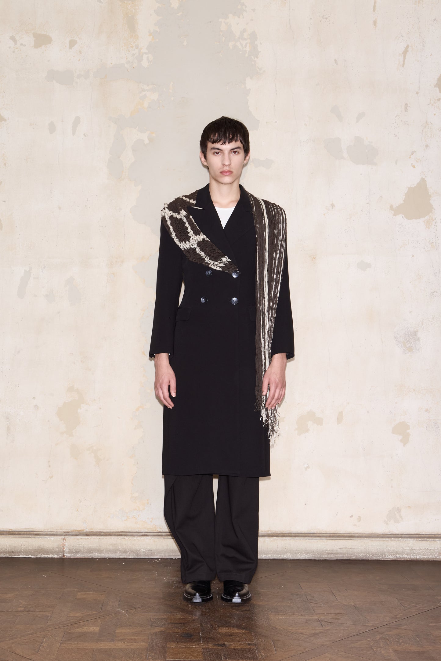 PELTIER COAT NEGRO - 𝙝𝙚𝙘𝙝𝙤 𝙖 𝙥𝙚𝙙𝙞𝙙𝙤