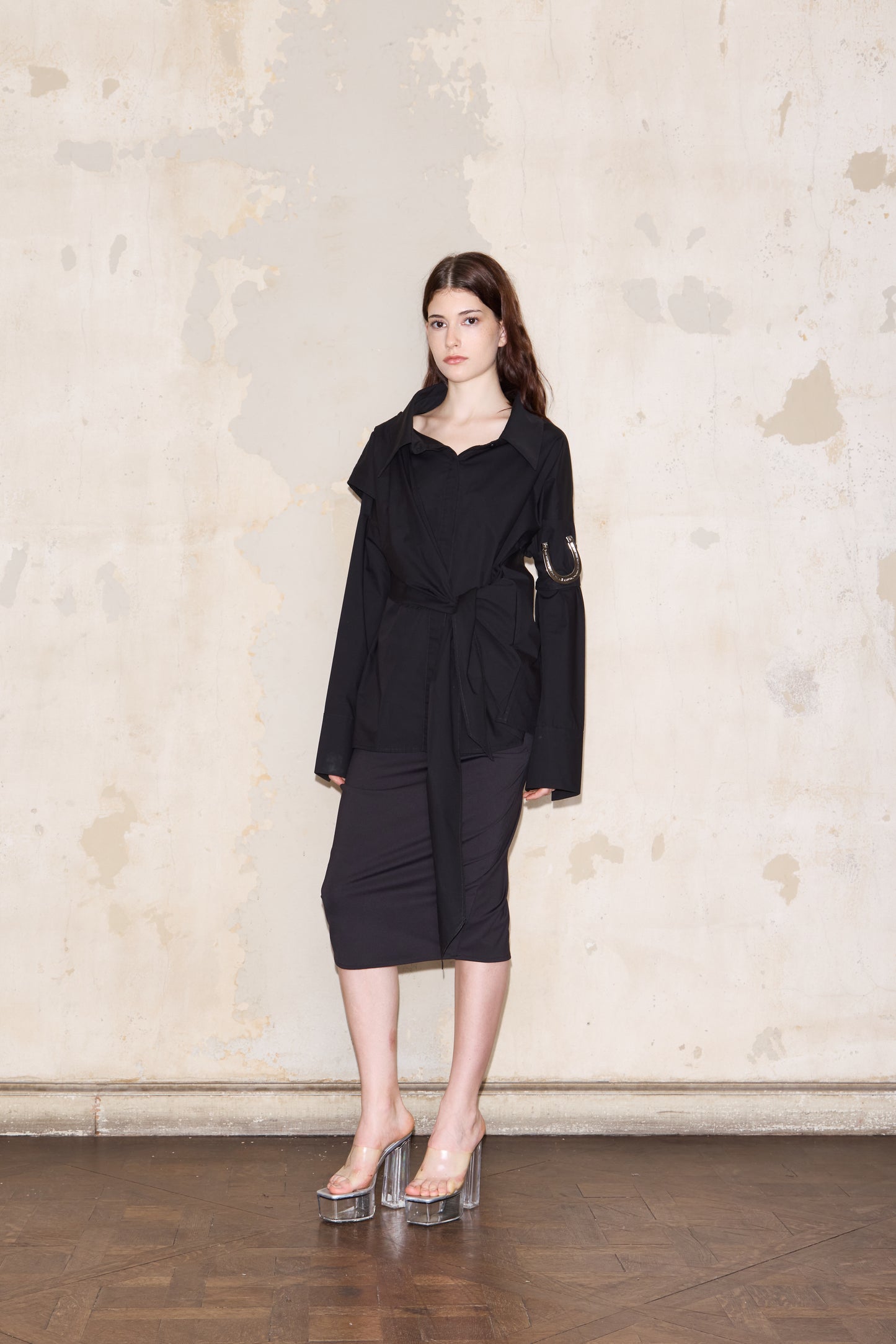 BENCICH BLOUSE NEGRO