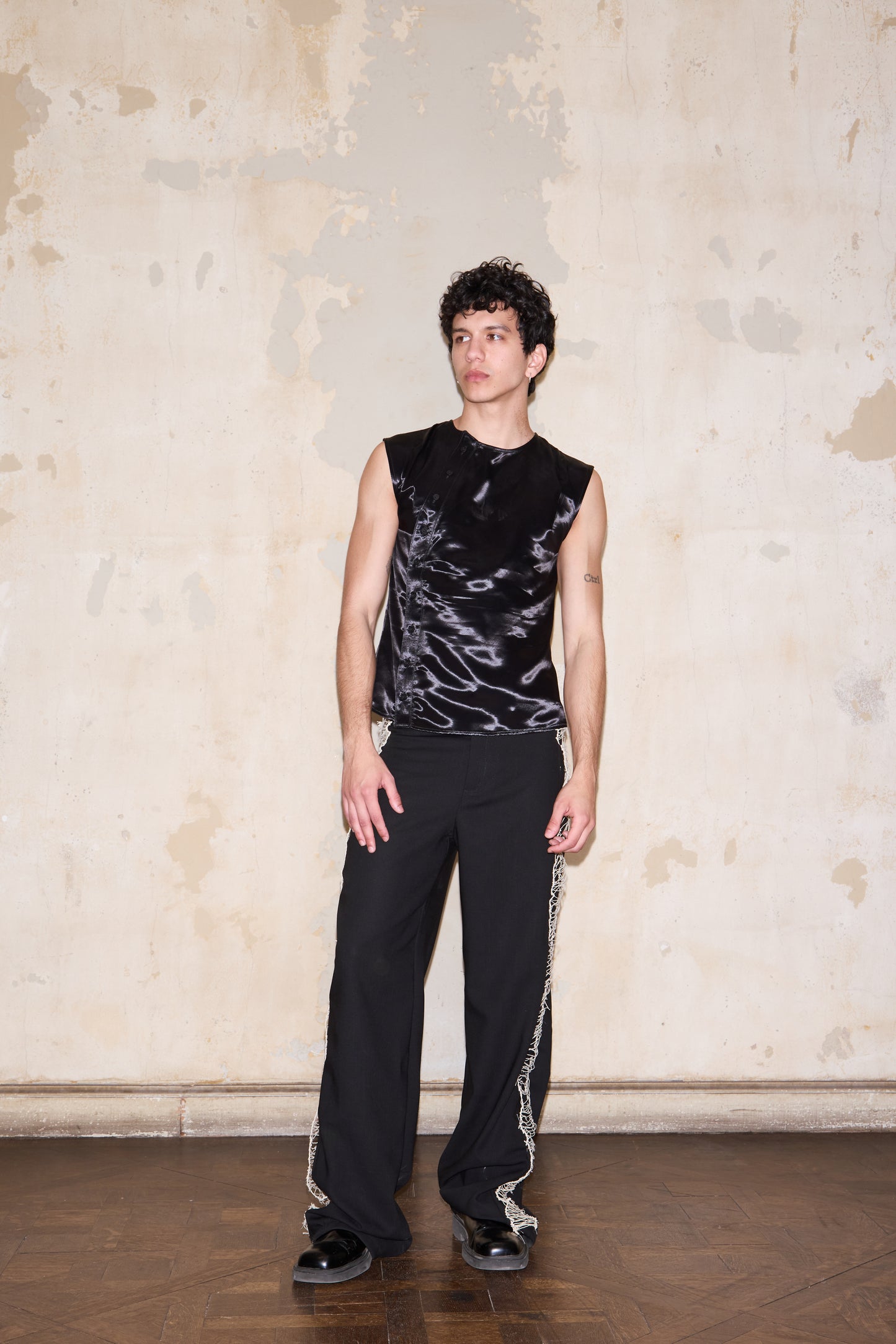 CERRITO BLOUSE NEGRA SATIN