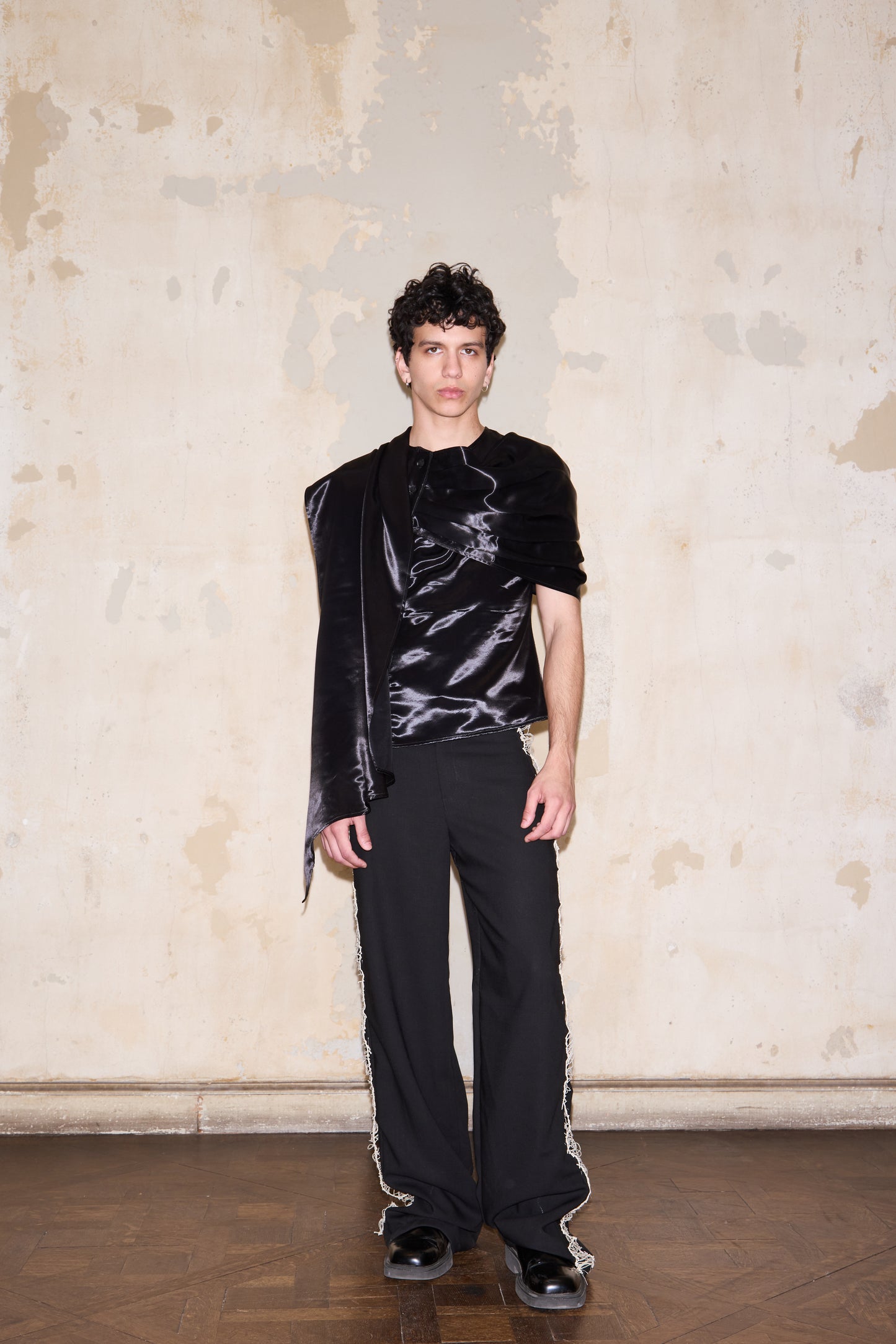 CERRITO BLOUSE NEGRA SATIN