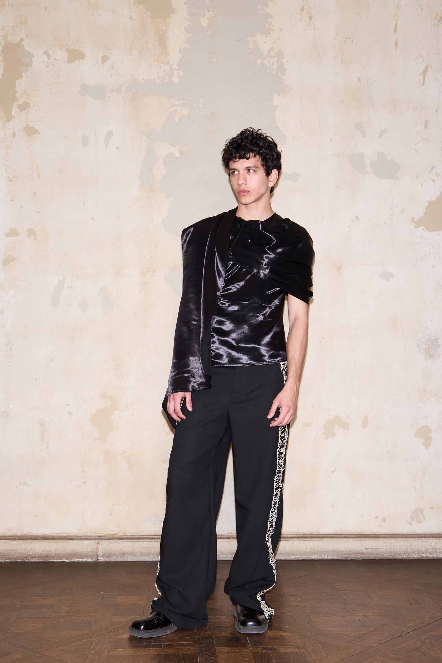 CERRITO BLOUSE NEGRA SATIN