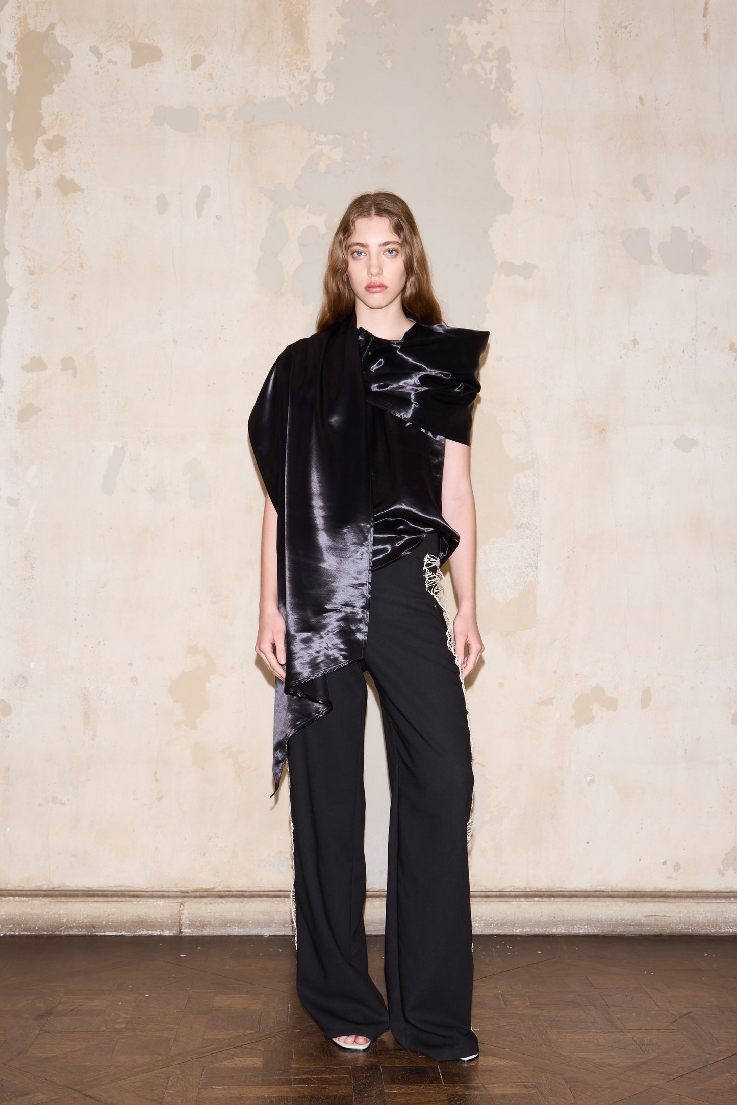 CERRITO BLOUSE NEGRA SATIN