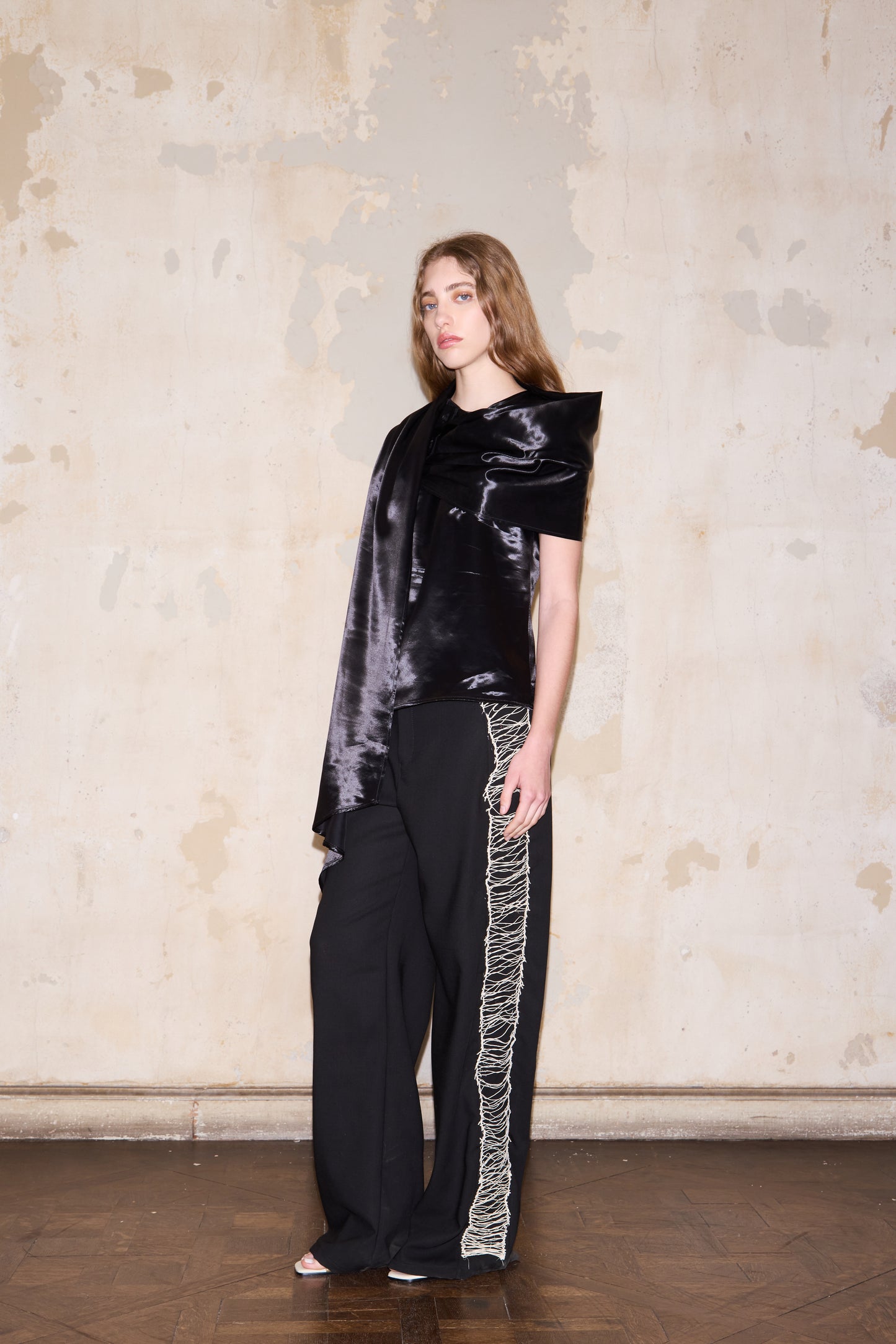 CERRITO BLOUSE NEGRA SATIN