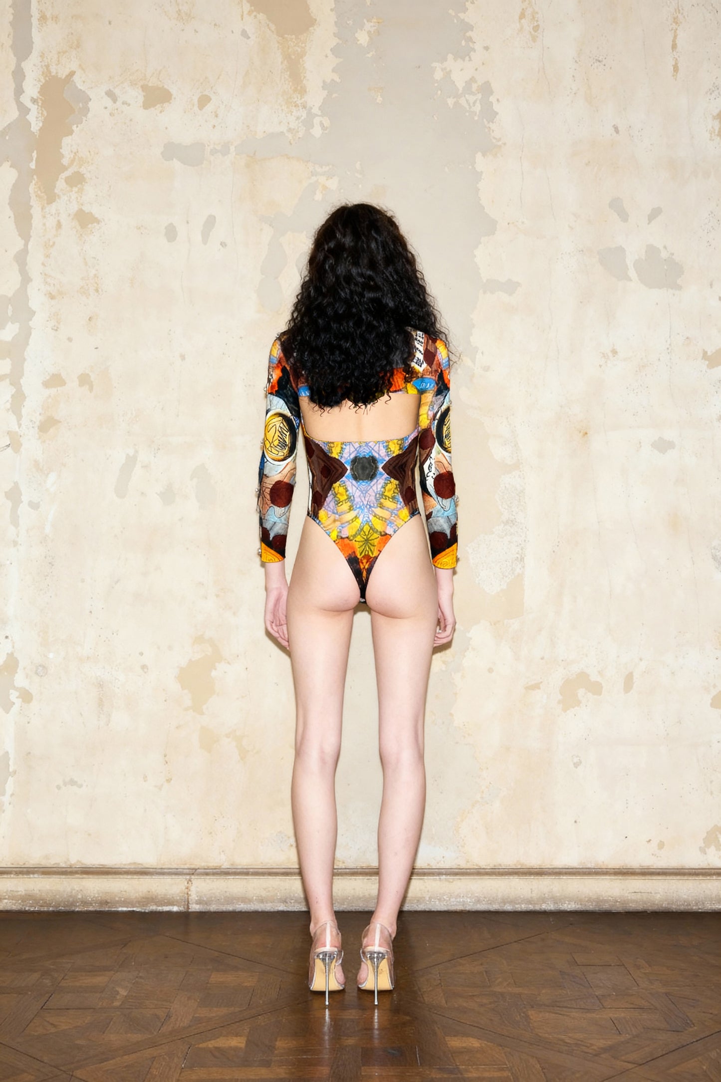 BODY FRENCH by Julia Méndez